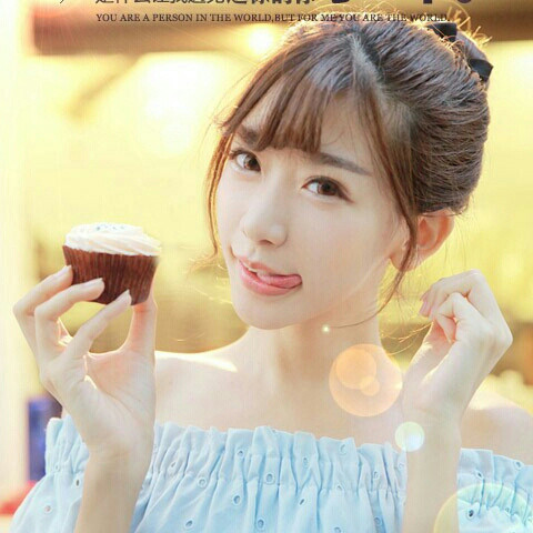 水中花（   ）