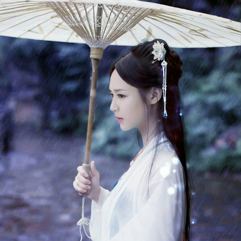 转角花恋蝶