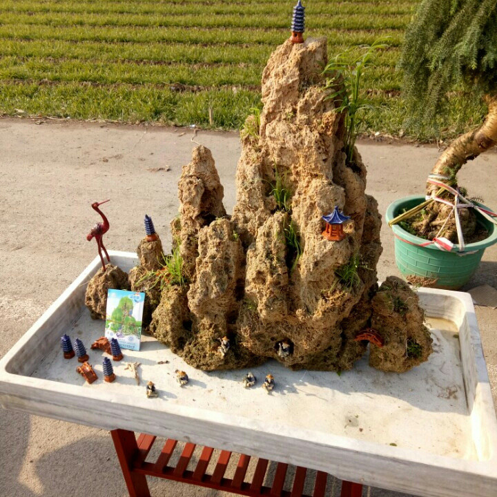 涓涓小溪