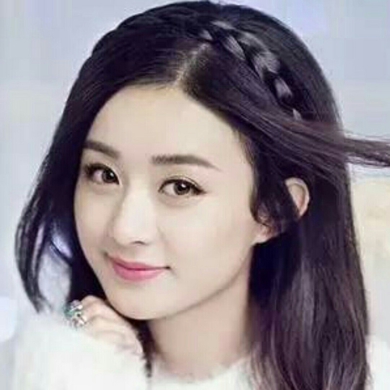 拥抱温暖的小熊