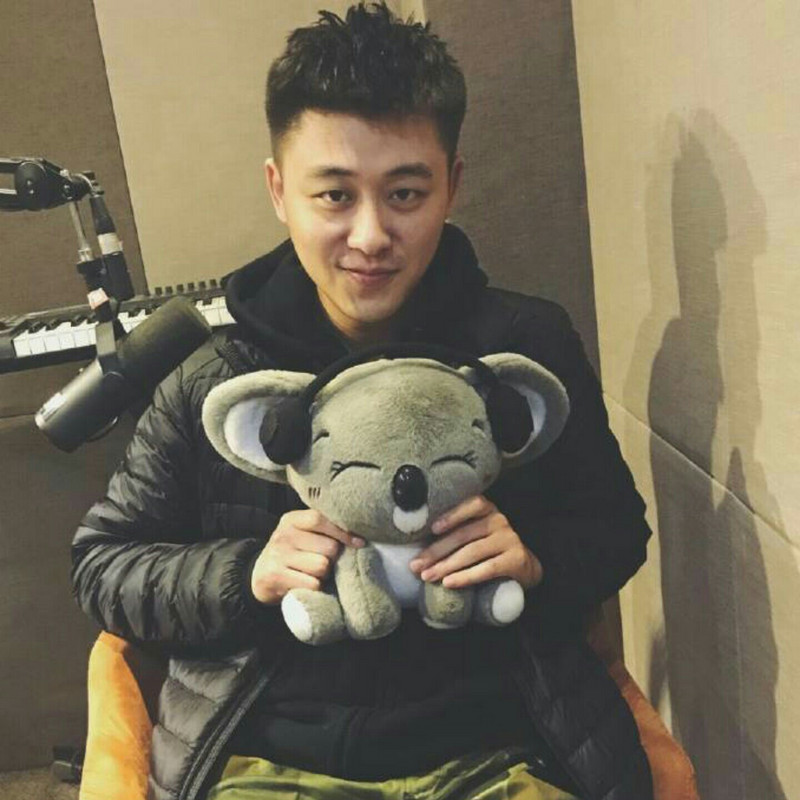 何时宇479