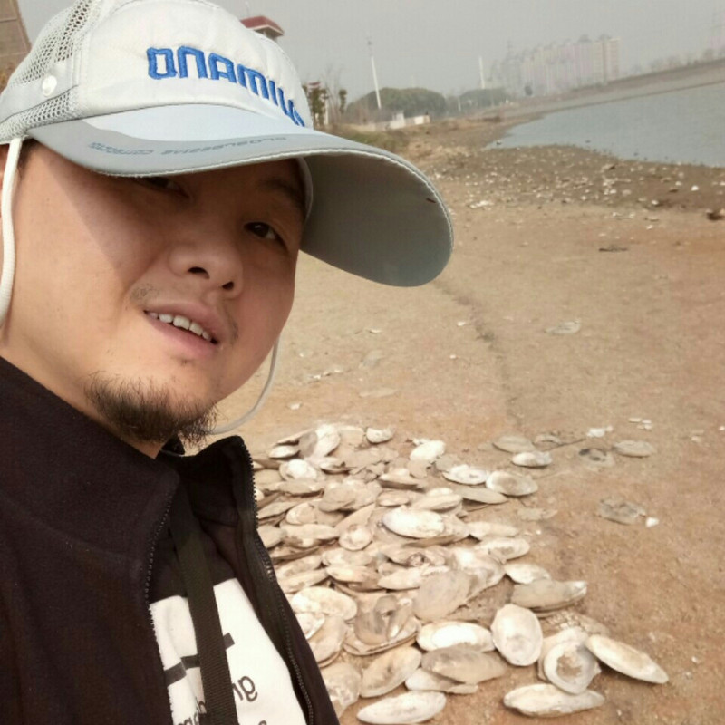 麾戈_William