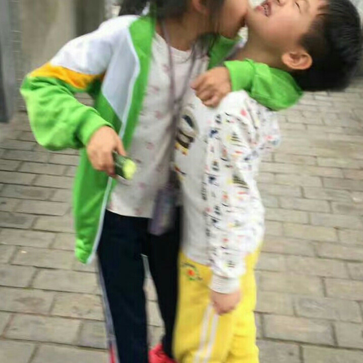 钟日明
