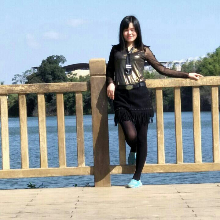 丽丽爱春春