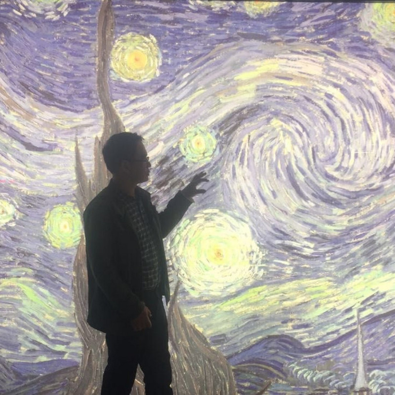 流星，，