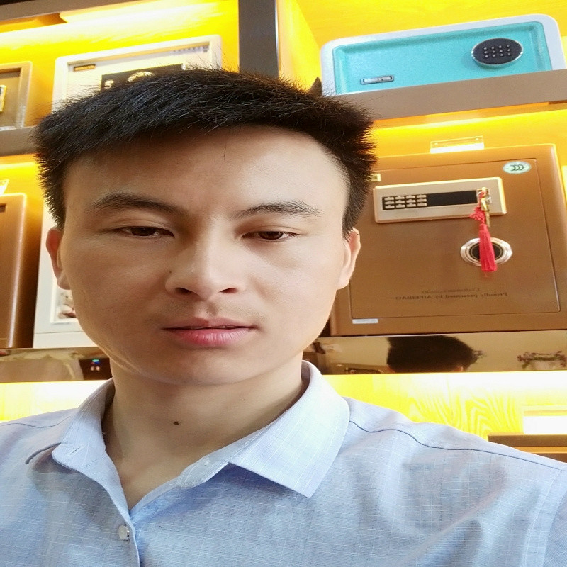 焦亮（艾斐堡指纹保险柜)互联网+