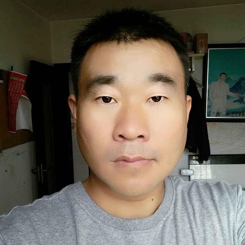 小伙子的伙