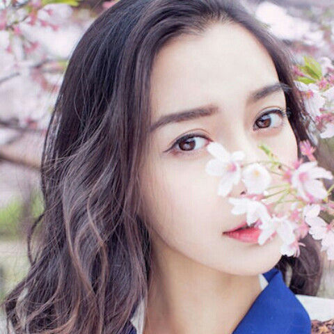 迪力热巴·迪力木拉堤Angalababy