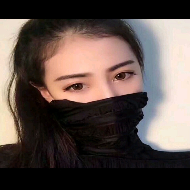 花无意，曲无忆
