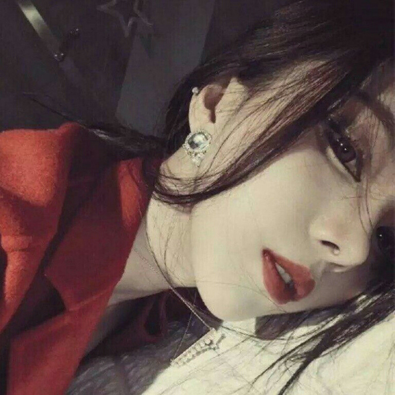 栢詣希.
