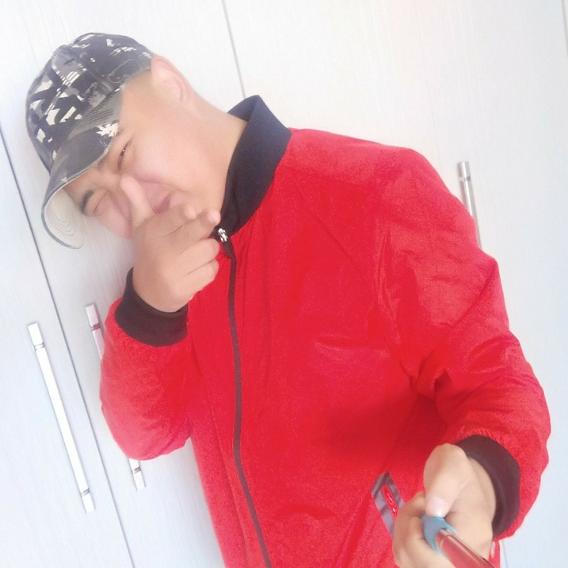 ゛A man`.﹎小旭