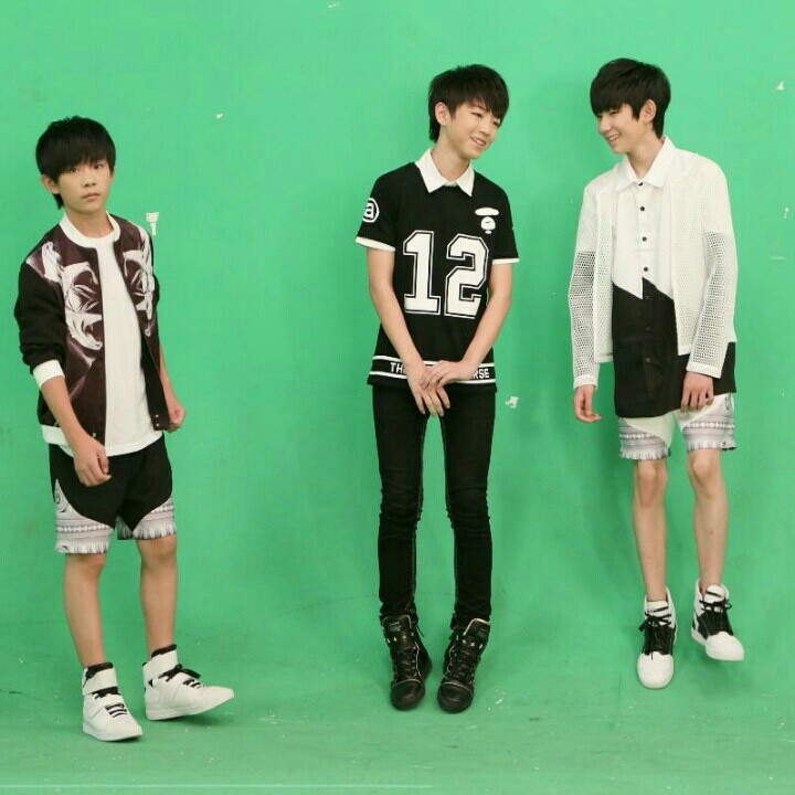 TFBOYS和魏哲文