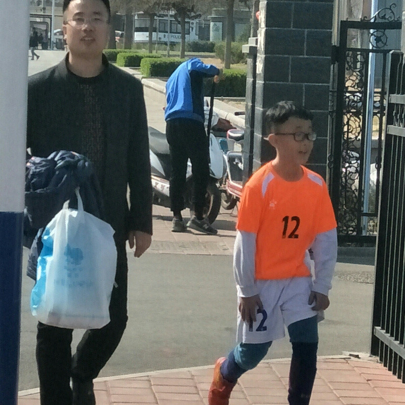 阳阳