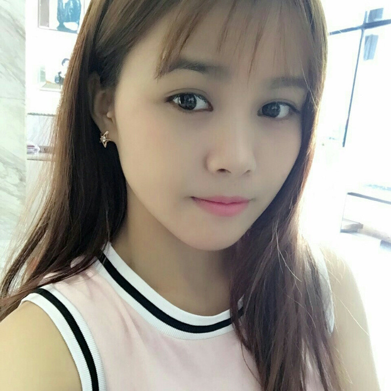戚小小