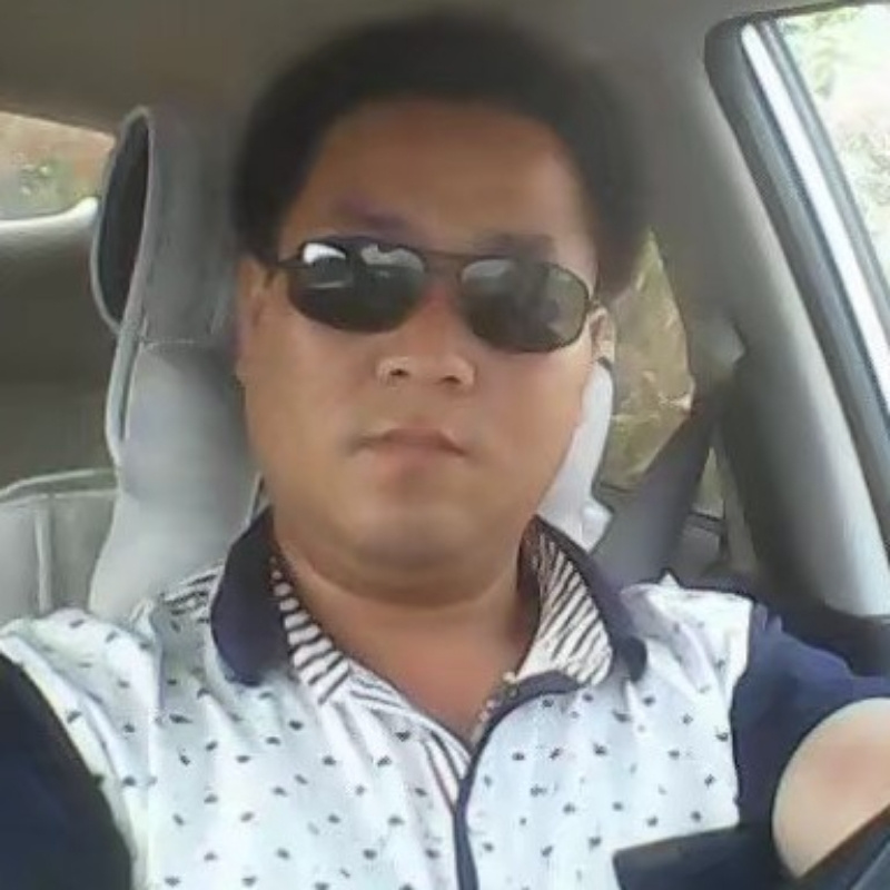 万圣之尊------黄振