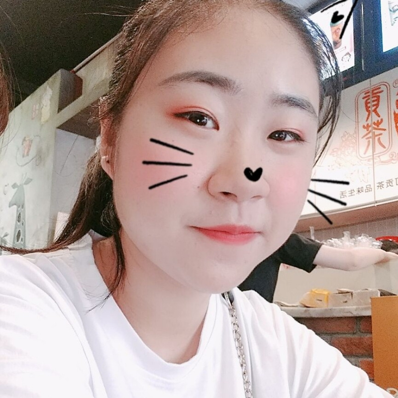 很瘦的肖肖