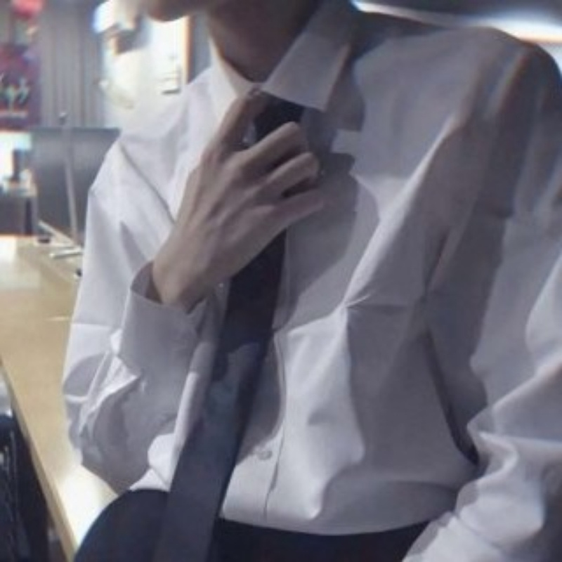 秦都。