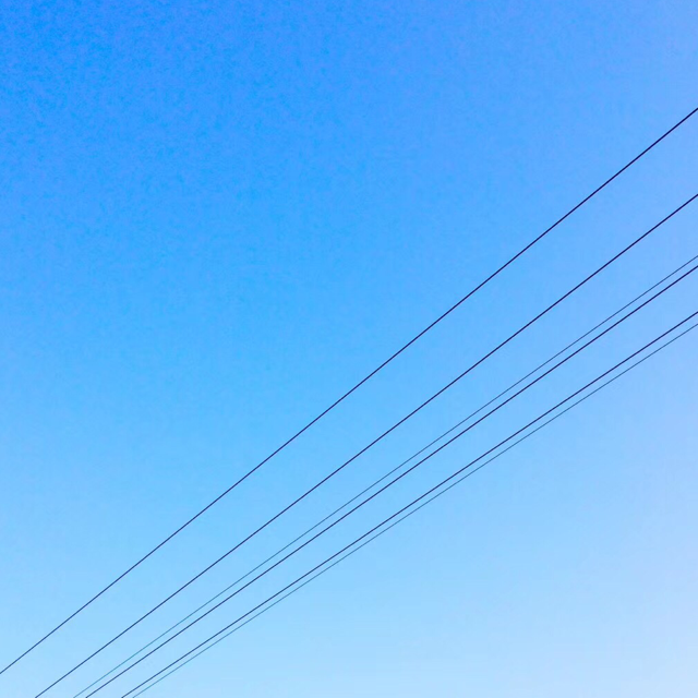 小岸雨烟
