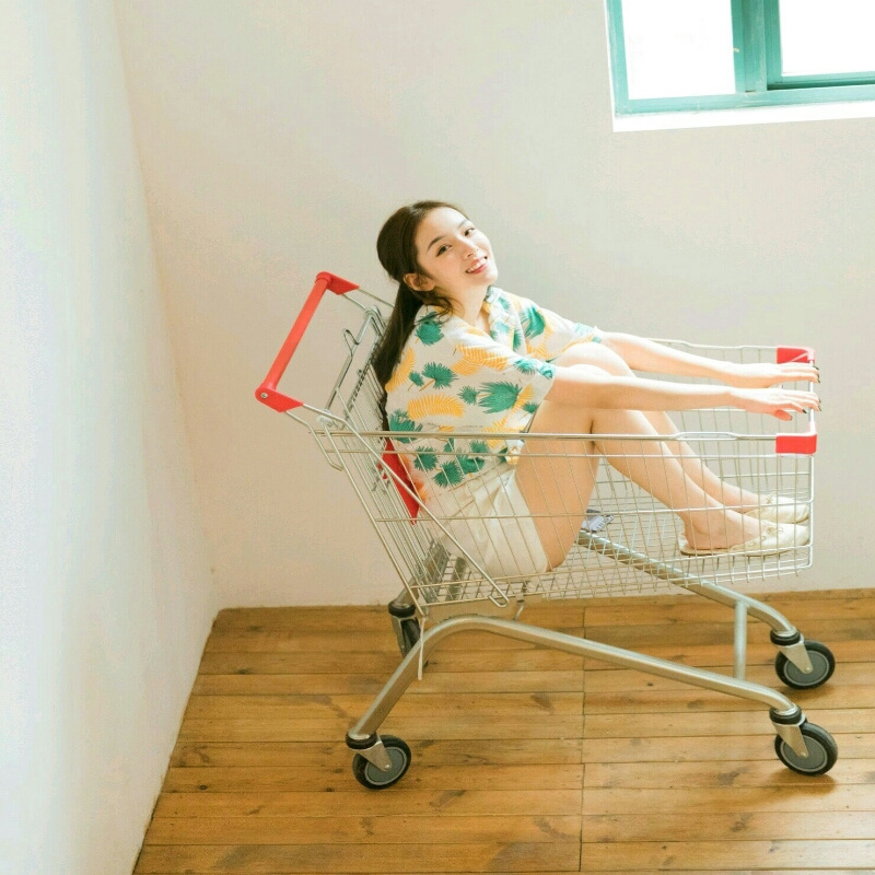 豹纹控的萝莉