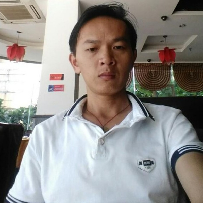 {明天會更好}