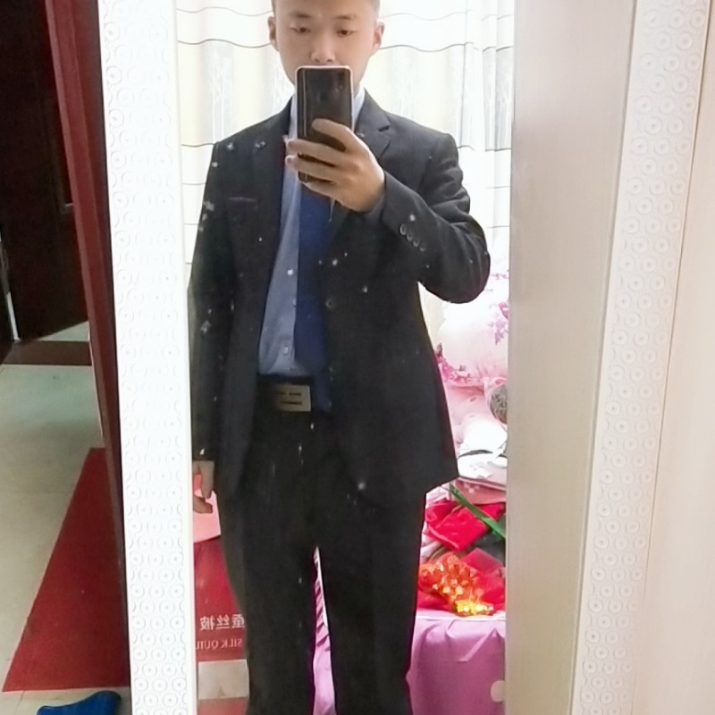 柚逸