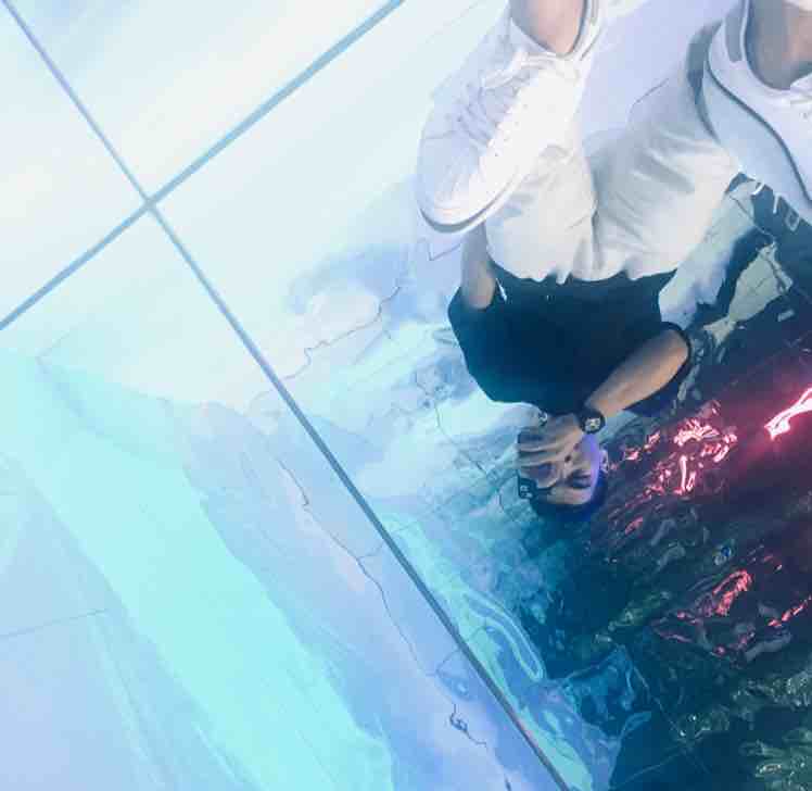 爱喝酒的小亮