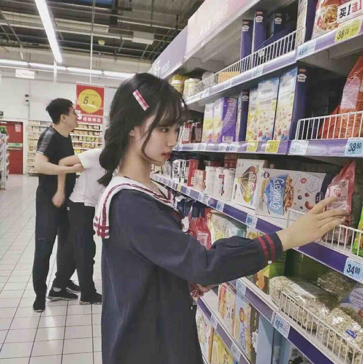 诶嘿 Σ(゜゜)