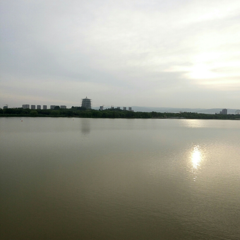 浮华一梦千年