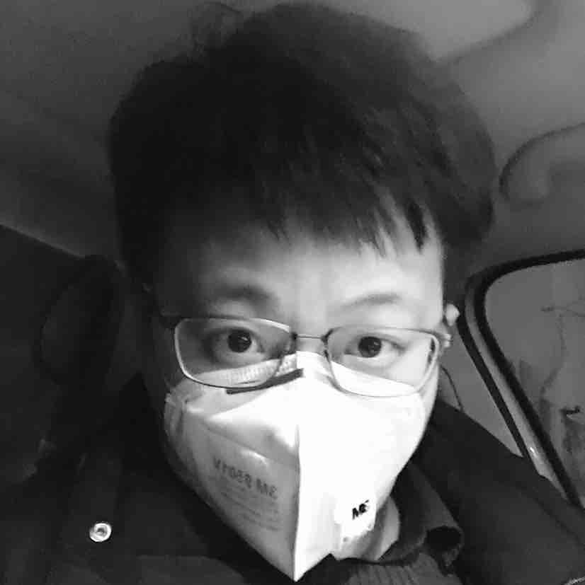 徐嶢边走边写