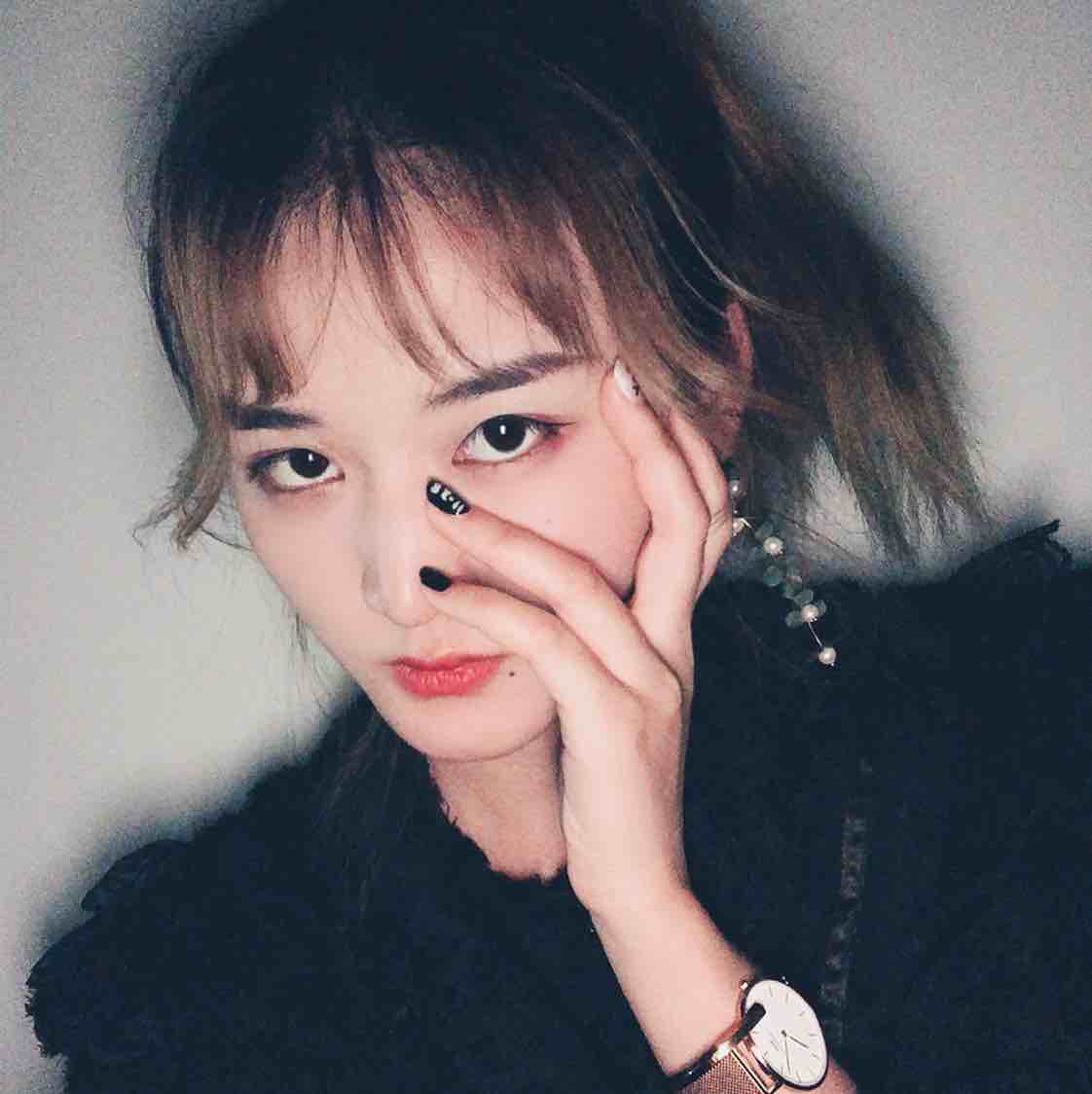 易烊千玺的李敏儿*จุ๊บ