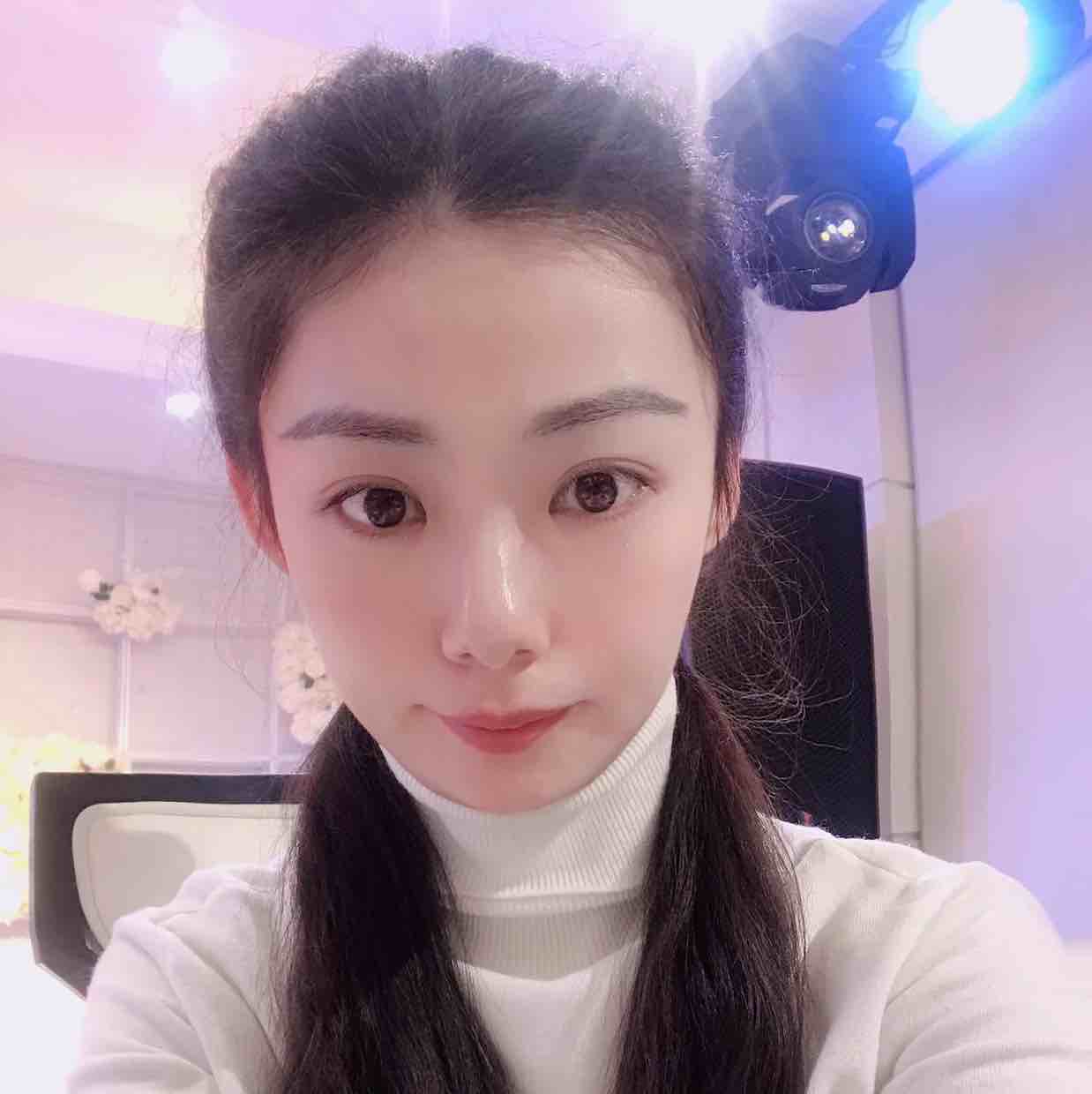 上官静儿.