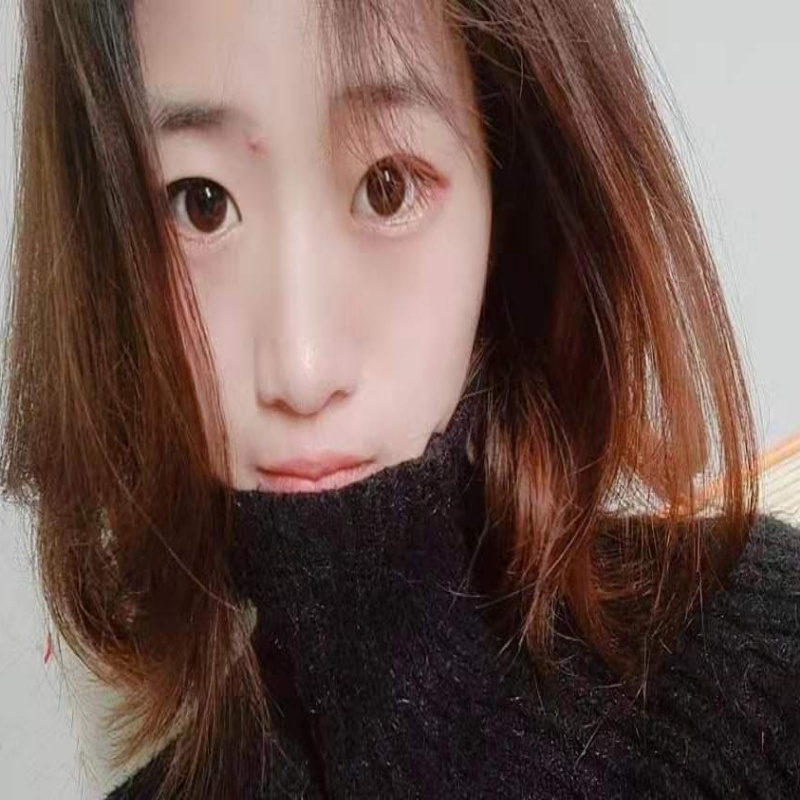 奕俊男