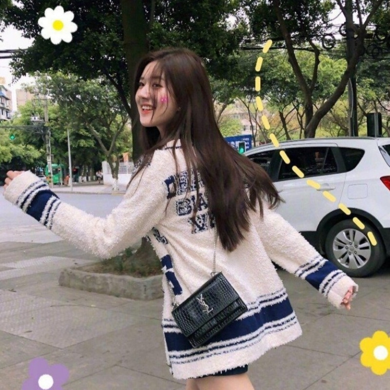 露恋夏雨 Rosy.