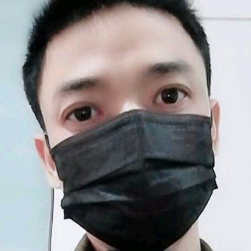 杨 洛