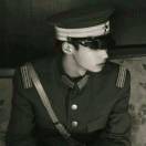 就亲一小口