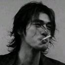 日夜游荡的路易