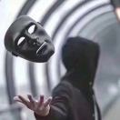 、M