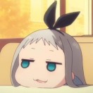 三三