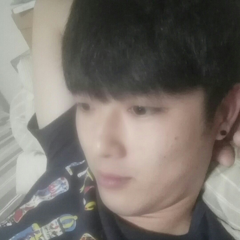 玻璃杯