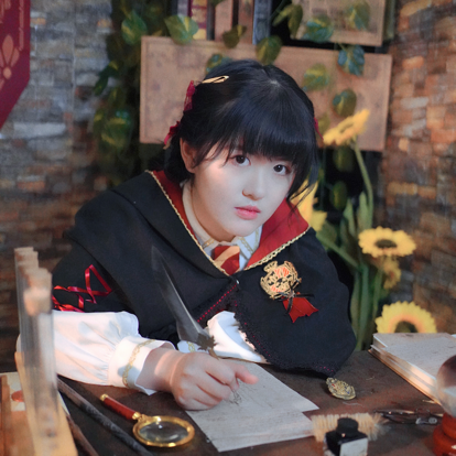 白色.
