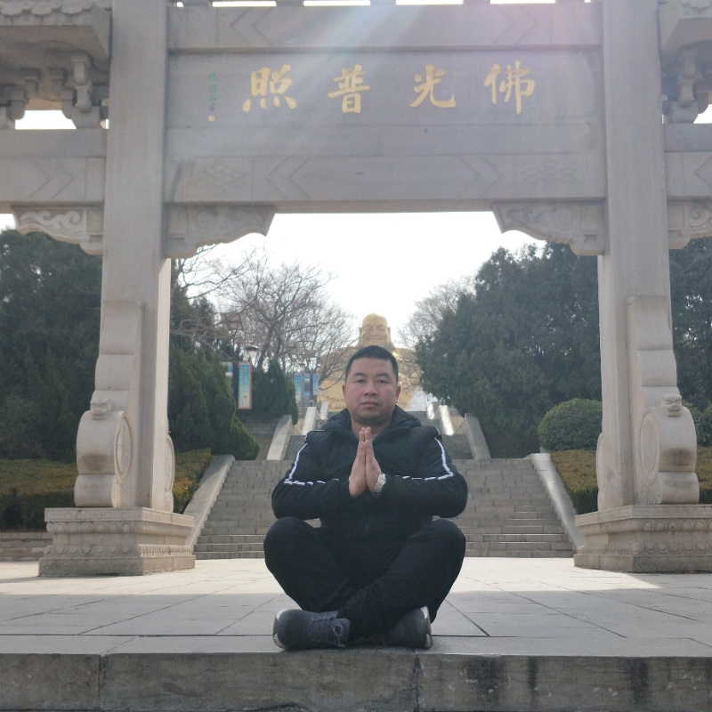 佛光 普照