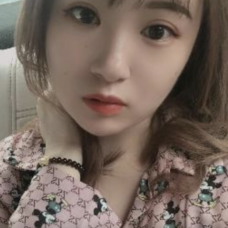 飞翔的秋秋