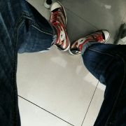 臆想八月上