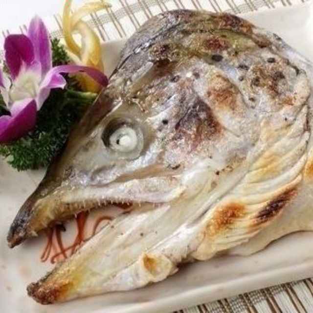 深紫墨绿
