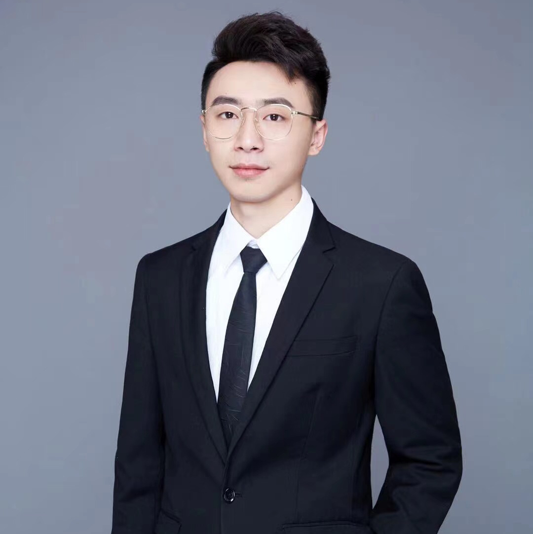 爱犯花痴表情不到位的史迪仔（犇犇家）