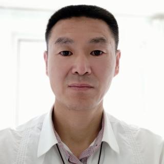 林 雪 松