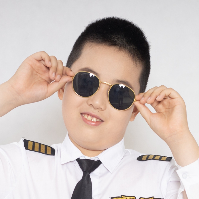 Yi