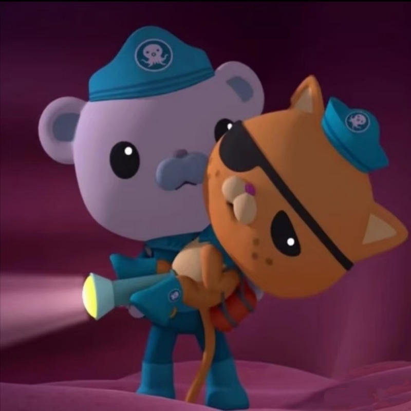 一个敢跳，一个敢抱