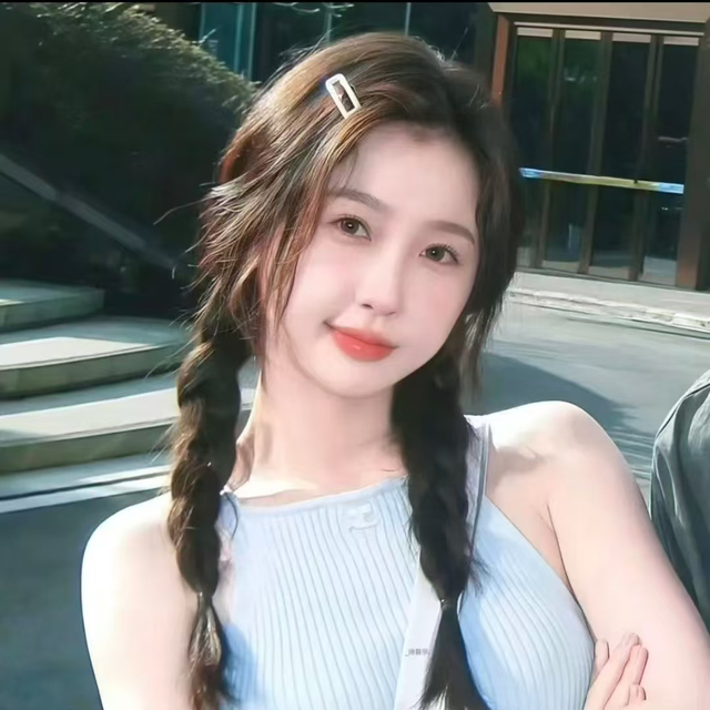 虞爱吃石榴Esther