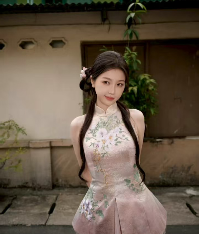 虞爱吃石榴Esther